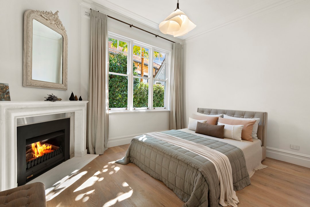 Photo Bedroom curtains